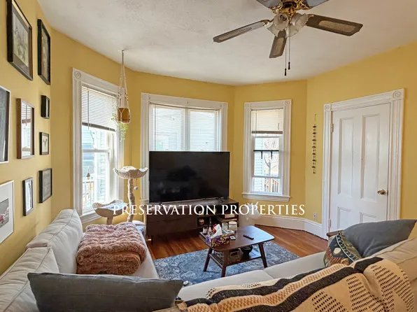 83 Alder St, Waltham, MA