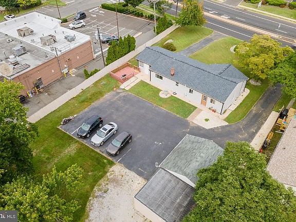 4th image of 1244 Hurffville Rd