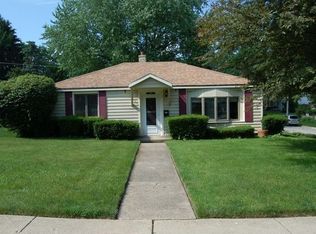 648 E Rockland Rd, Libertyville, IL 60048