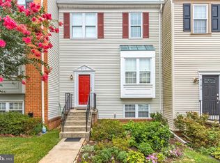 6179 Green Hollow Ct, Springfield, VA 22152