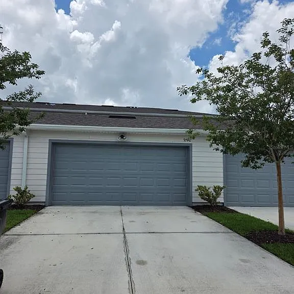 9740 Brown Burrow St — Photo 10