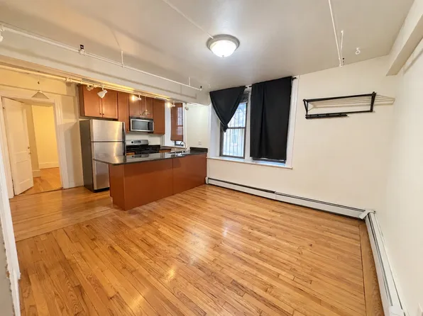 51 Park Dr APT B1, Boston, MA 02215