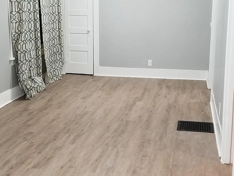 3526 Claude Ave — Photo 8