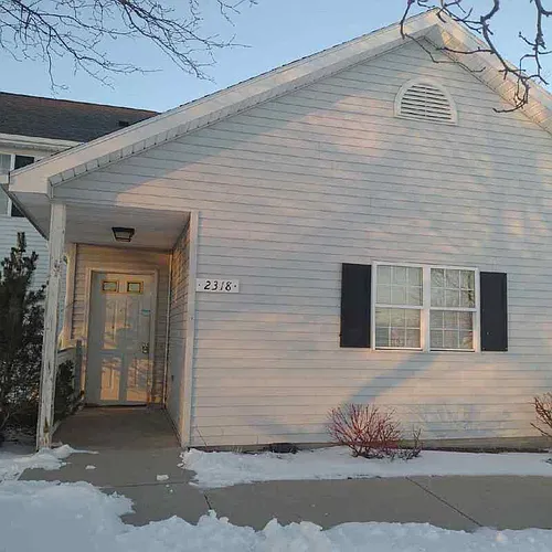 2318 Valley Rd Photo 1