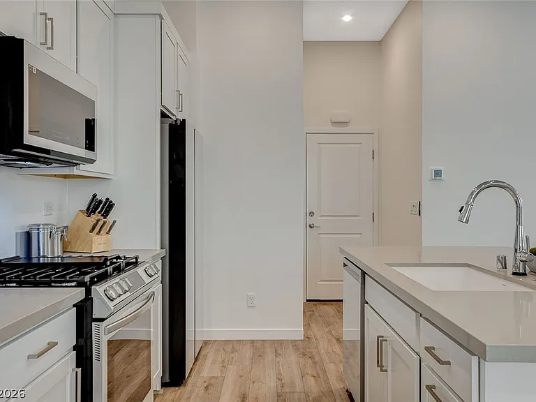 3354 Via Strada St — Photo 15
