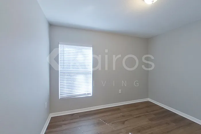 9810 N Santee Ter — Photo 12