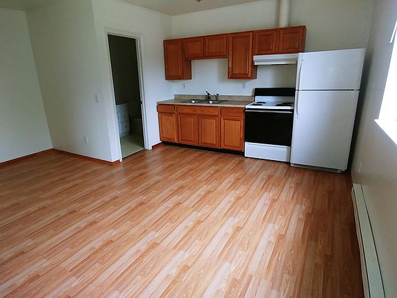 2nd image of 1424 Earnest S Brazill St APT C