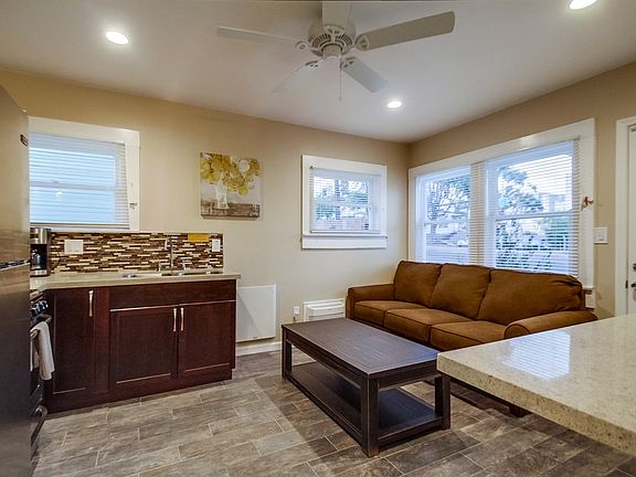4th image of 344 25th St