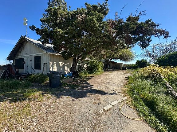 2nd image of 4518 Mountain View Rd