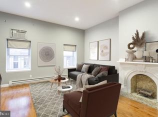 2015 Walnut St #302, Philadelphia, PA 19103