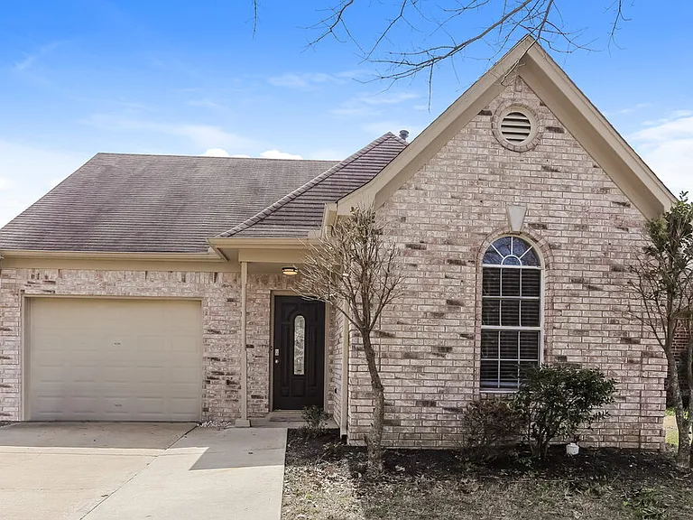 9913 Vista Ridge Dr — Photo 4