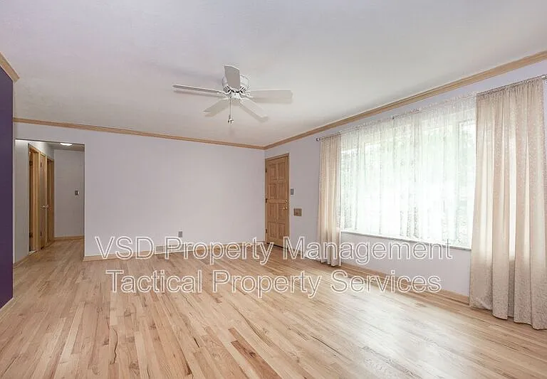 6188 Cabrini Ln — Photo 19
