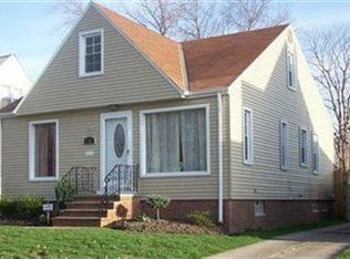 8207 Fernhill Ave, Parma, OH 44129