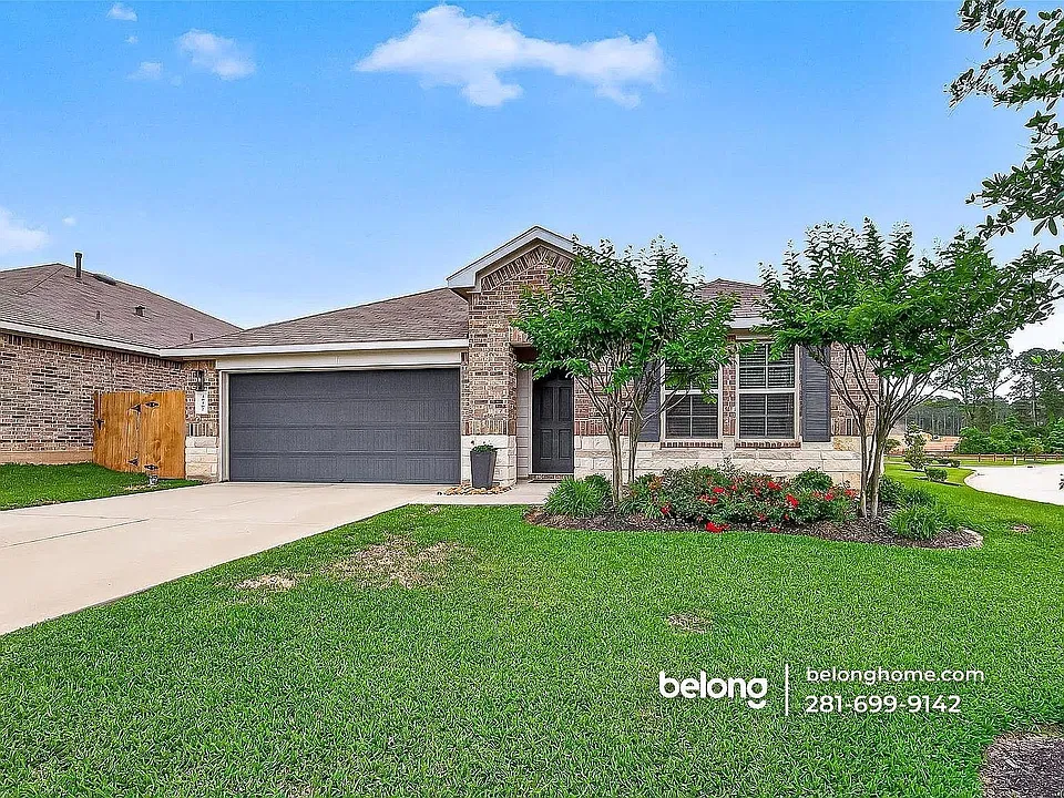 40402 Red Poppy Ln