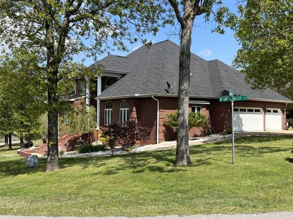 414 Airpark Rd, Horseshoe Bend, AR 72512