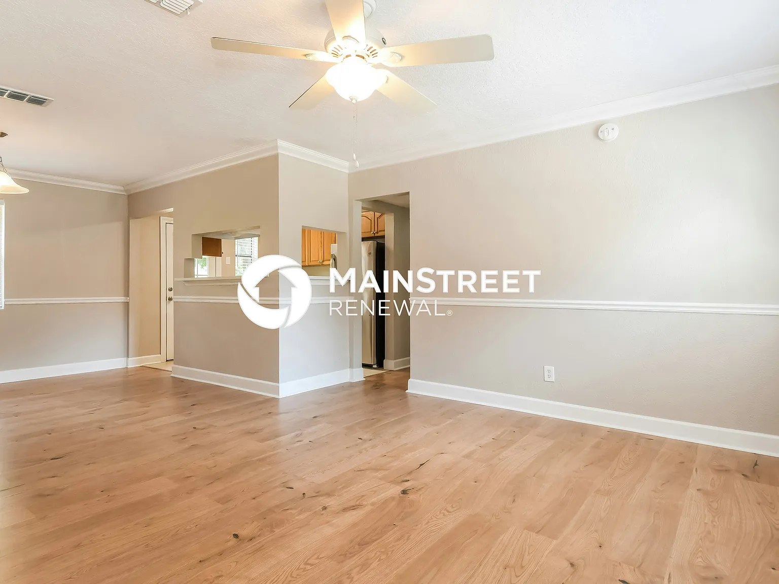 2406 Lake Lucina Dr — Photo 4