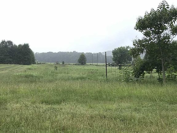 3rd image of 190 Schmelzer Ln