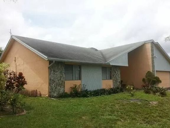 2nd image of 7040 NW 49th Ct