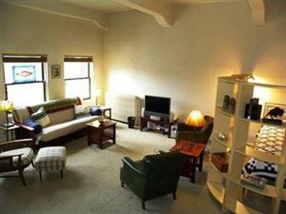 2nd image of 2330 Euclid Heights Blvd APT 403