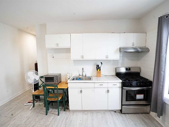 4th image of 91-10 34th Ave Unit 6C