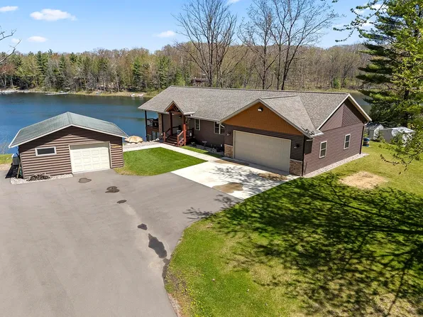 N8772 Beauleau Lake Ln, Gresham, WI 54128