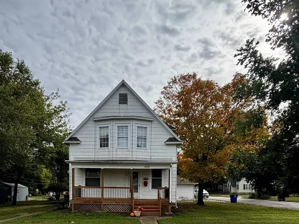 1123 W Main St, Chanute, KS 66720