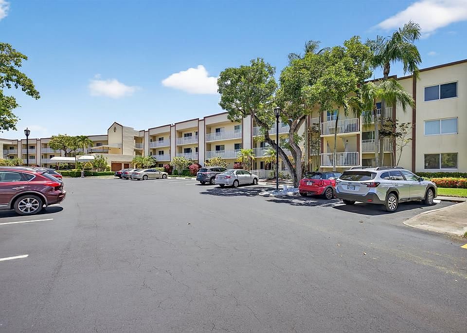 1st image of 7214 S Devon Dr #7214