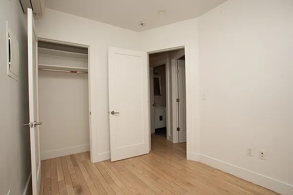 Rented by Blip LLC | media 27