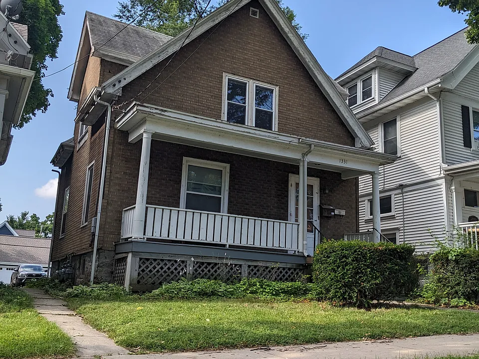 1331 Mound St #2