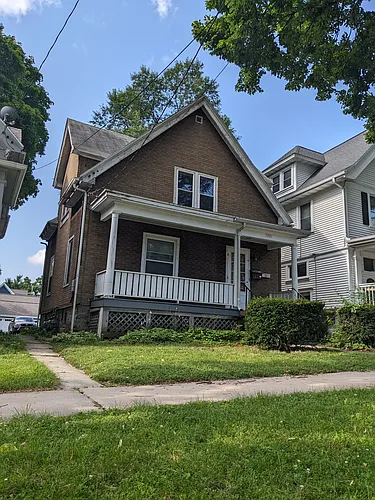 1331 Mound St #2 Photo 1
