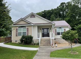 182 Roseland Rd, Galax, VA 24333