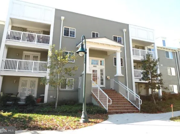 4061 S Four Mile Run Dr Unit 102, Arlington, VA 22204