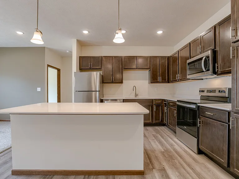 Wilderness Hills South Apartments — Photo 32