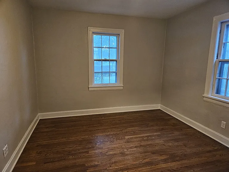 1408 King Hollands Ave — Photo 11