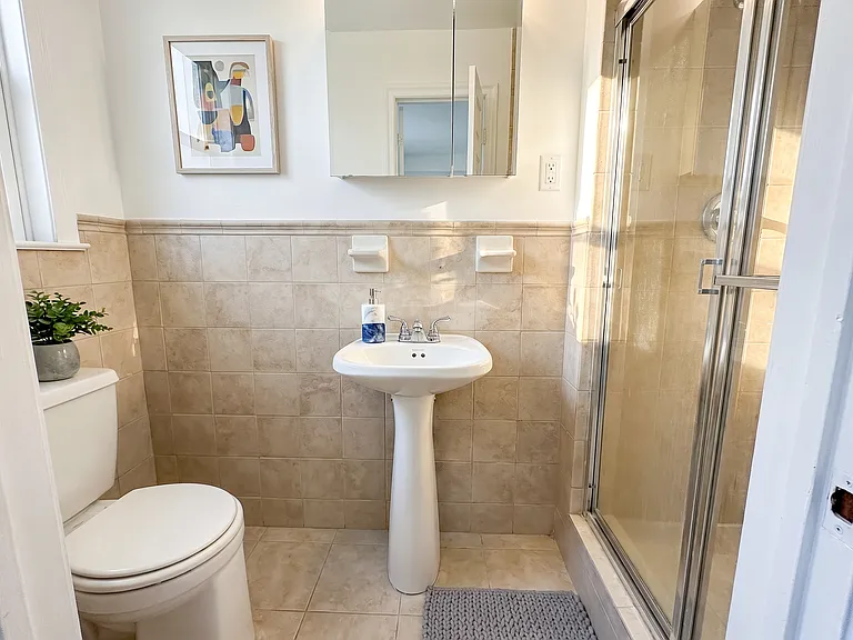 109-01 72nd Rd #5G — Photo 3