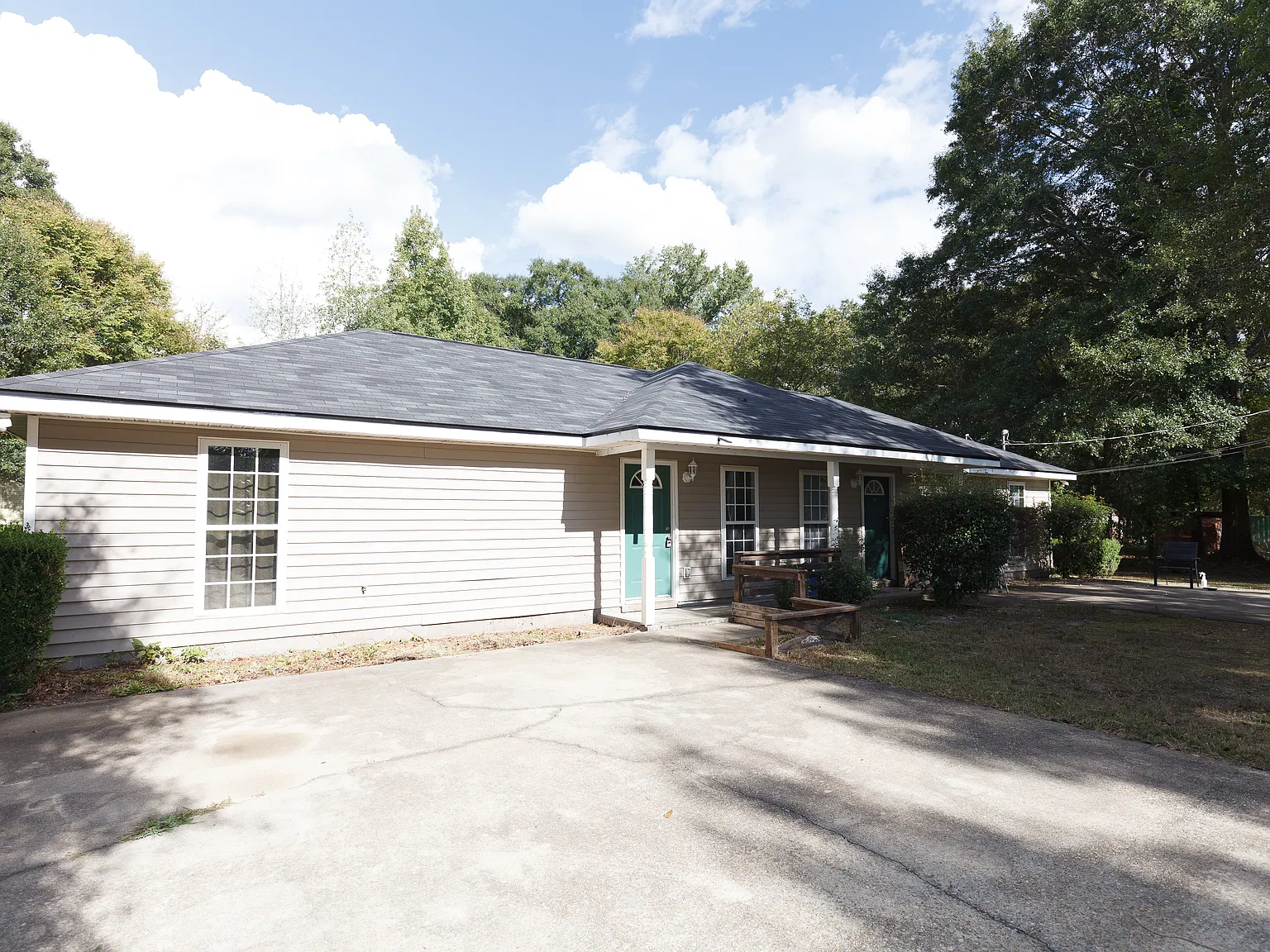 2 bed, $1,000 — Photo 2