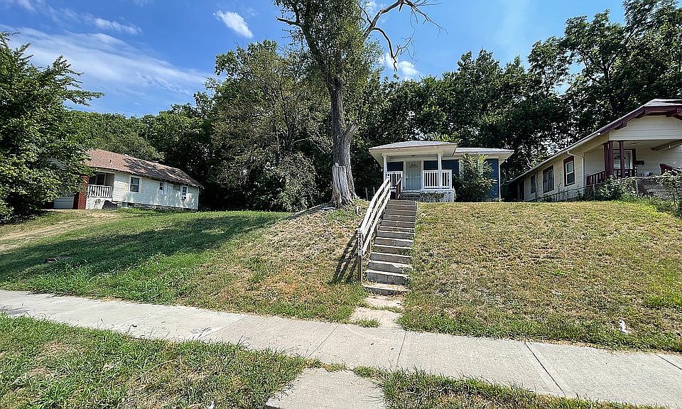 1st image of 4223 Olive St