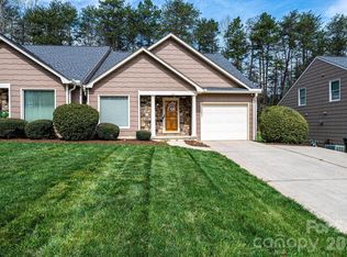 142 39th Avenue Ct NW, Hickory, NC 28601