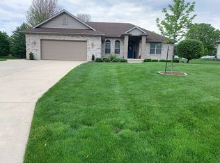 1171 Wedgewood Ct, Decatur, IL 62526