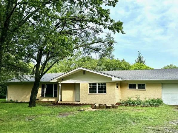 209 N Tully St, Tecumseh, OK 74873