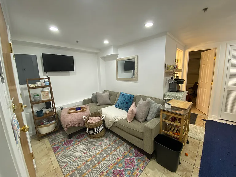 5 Wiget St #1 — Photo 2