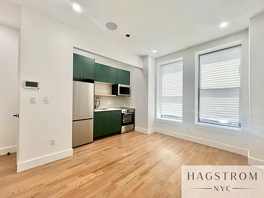 Rented by Hagstrom Management Inc | media 1