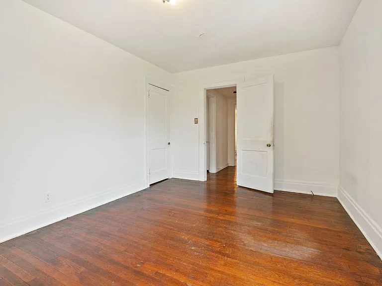 bedroom #1