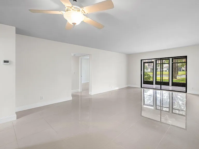 7290 Kinghurst Dr #106 — Photo 13