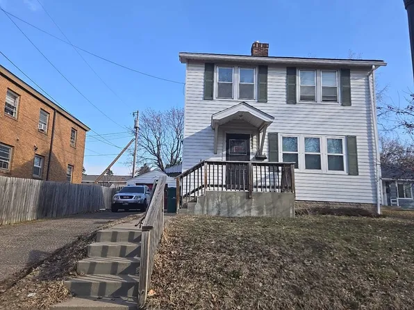 1453 7th St E, Saint Paul, MN 55106