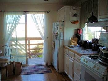 5th image of 495 Harkness Ave