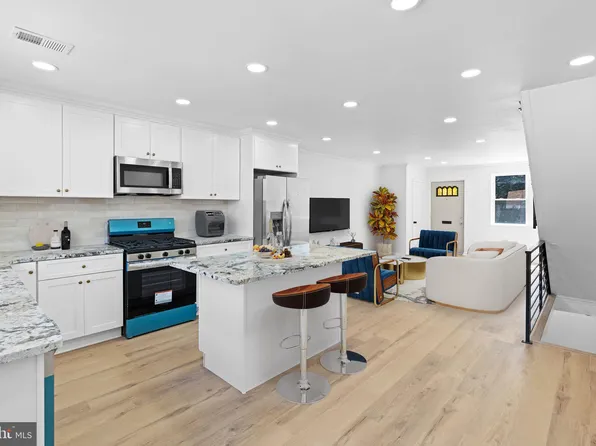 1153 E Slocum St, Philadelphia, PA 19150