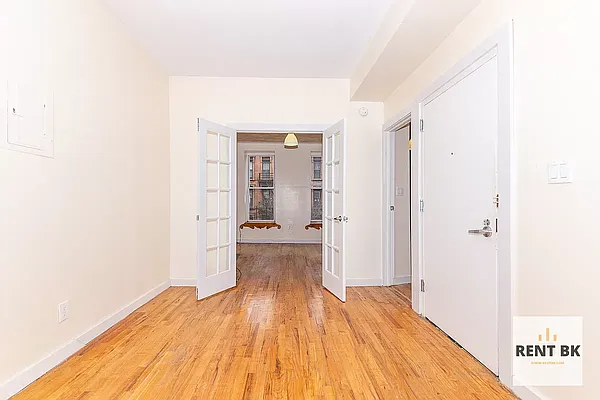 Rented by RENTBK LLC | media 13