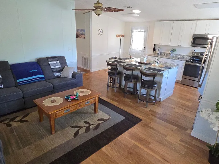 1715 Pebble Beach Ln — Photo 7