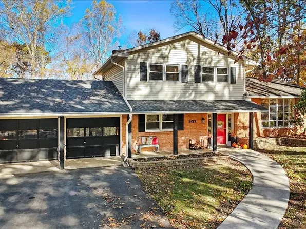 207 Craig Dr, Blacksburg, VA 24060